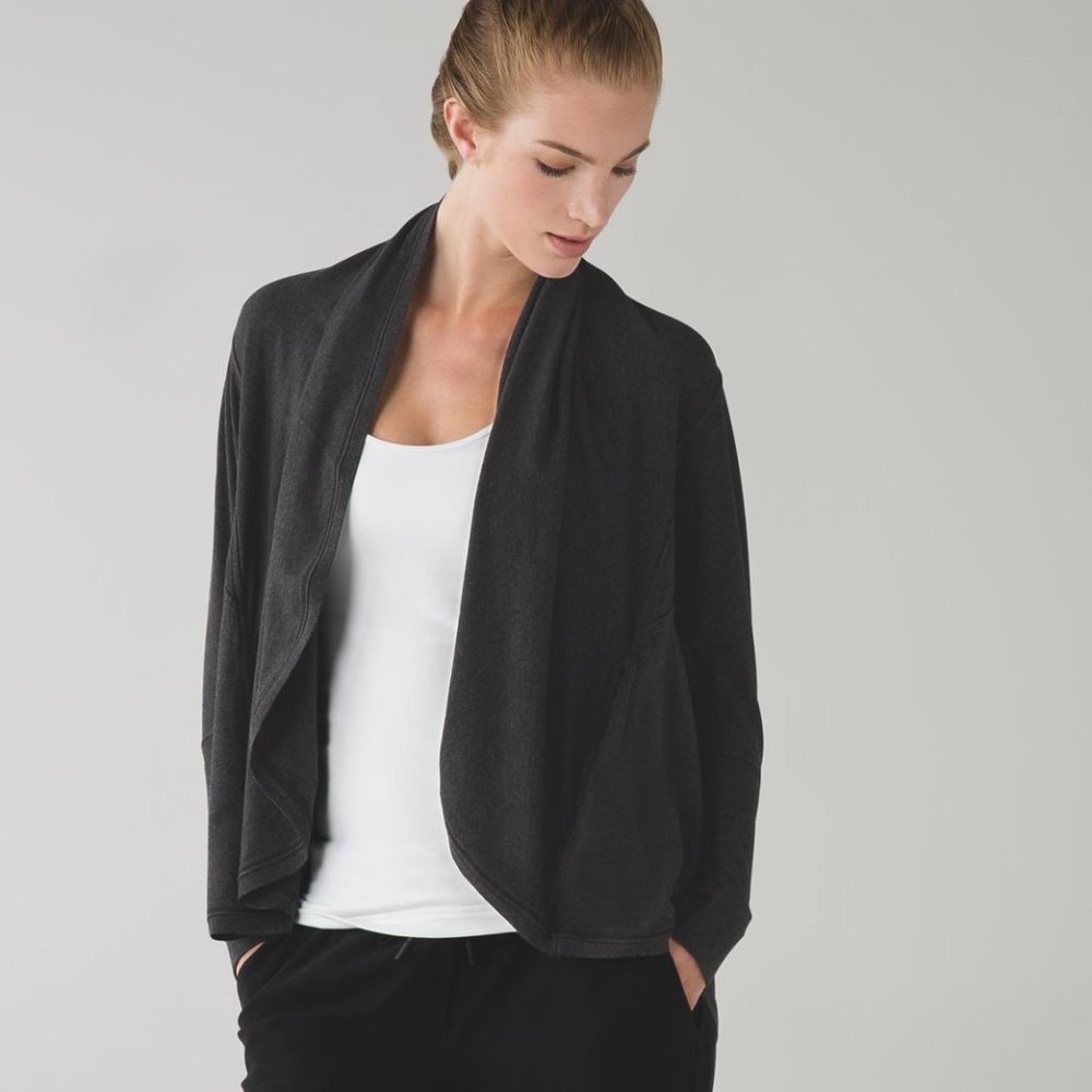 Lululemon To & Flow Wrap